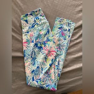 Lilly Pulitzer UPF 50+ Luxletic 24" Weekender High Rise Midi Legging